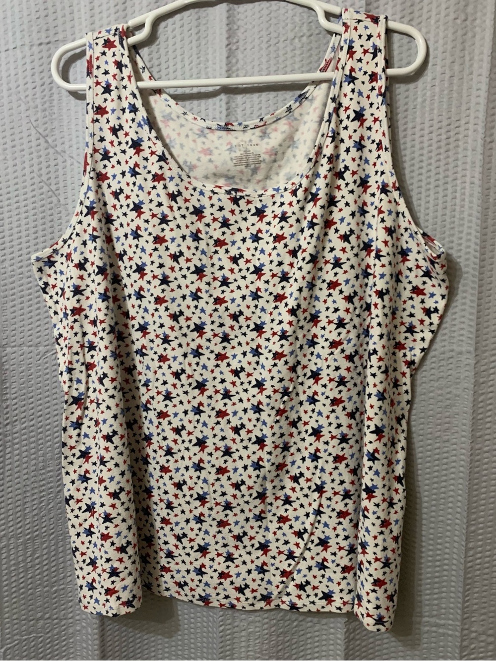 White Tank Top with Red & Blue Star Print 26/28 3X